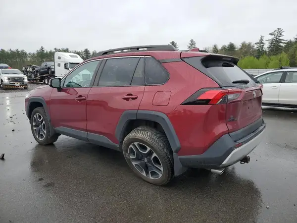 2T3J1RFV2KW003022 2019 TOYOTA RAV 4 - Image 2
