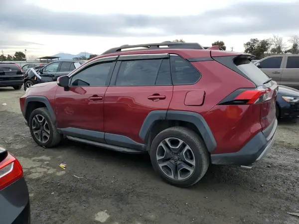 2T3J1RFV2KW005899 2019 TOYOTA RAV 4 - Image 2