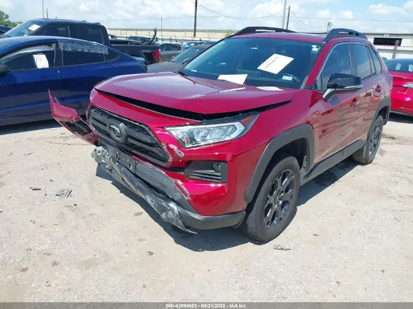 2T3J1RFV2LC118416 2020 TOYOTA RAV 4 - Image 2