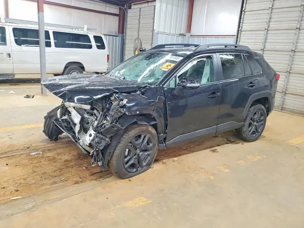 2T3J1RFV2RW460794 2024 TOYOTA RAV 4 - Image 1