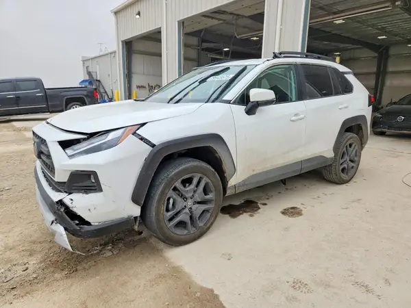 2T3J1RFV2RW465039 2024 TOYOTA RAV 4 - Image 1