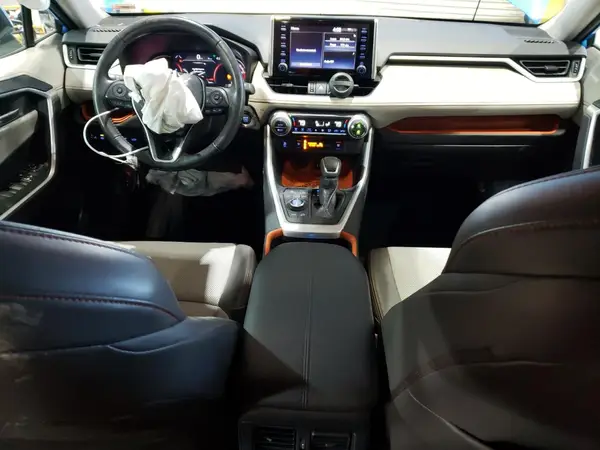 2T3J1RFV3KC059990 2019 TOYOTA RAV 4 - Image 8