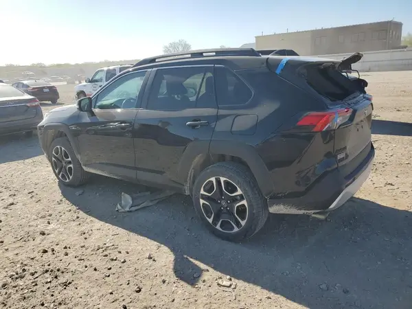 2T3J1RFV3KW013770 2019 TOYOTA RAV 4 - Image 2