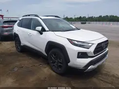 2T3J1RFV3RW462070 2024 TOYOTA RAV 4