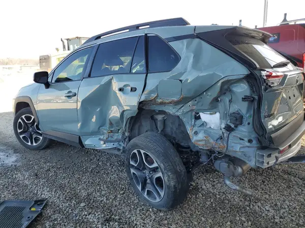 2T3J1RFV4KC024813 2019 TOYOTA RAV 4 - Image 2
