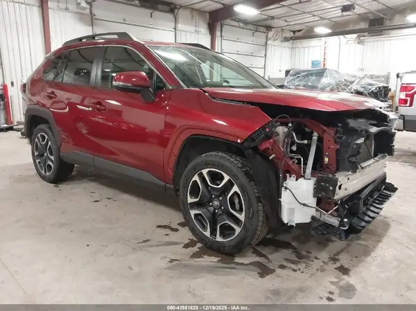 2T3J1RFV4KW014281 2019 TOYOTA RAV 4 - Image 1