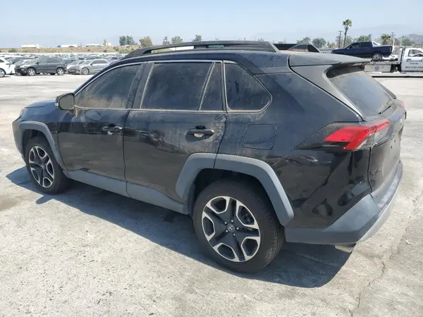 2T3J1RFV4KW034532 2019 TOYOTA RAV 4 - Image 2