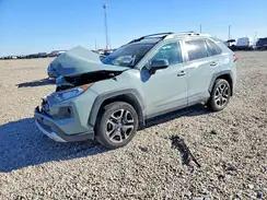 2T3J1RFV4KW065389 2019 TOYOTA RAV 4
