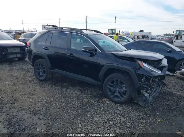 2T3J1RFV4RW468816 2024 TOYOTA RAV 4 - Image 1