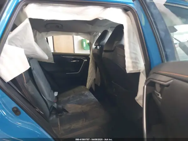 2T3J1RFV5KW018601 2019 TOYOTA RAV 4 - Image 8
