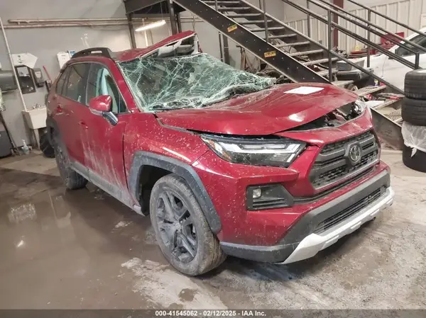 2T3J1RFV5RW469067 2024 TOYOTA RAV 4 - Image 1