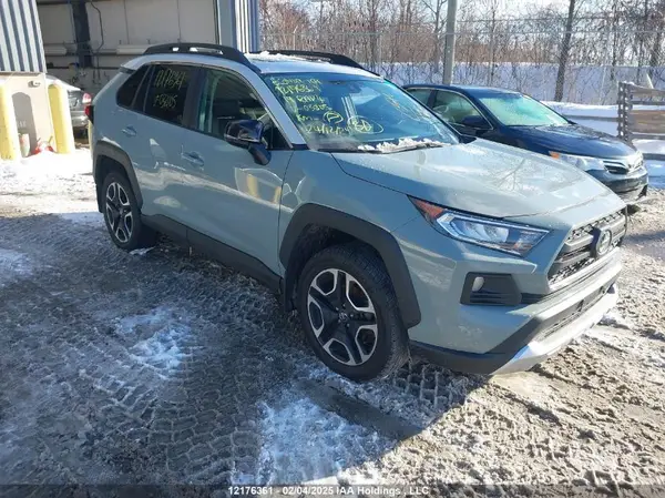 2T3J1RFV6KC032105 2019 TOYOTA RAV 4 - Image 1