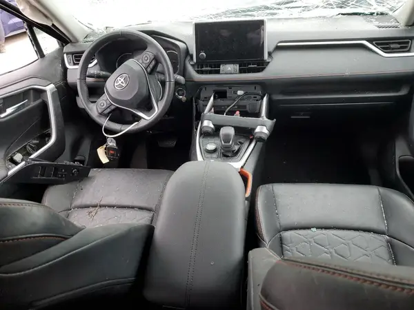 2T3J1RFV6PW338761 2023 TOYOTA RAV 4 - Image 8