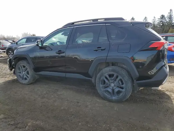 2T3J1RFV6RW428768 2024 TOYOTA RAV 4 - Image 2