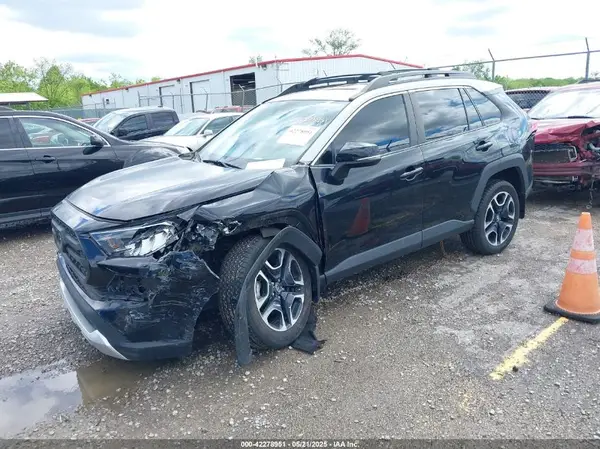 2T3J1RFV7KW024352 2019 TOYOTA RAV 4 - Image 2