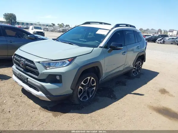 2T3J1RFV7KW027347 2019 TOYOTA RAV 4 - Image 2