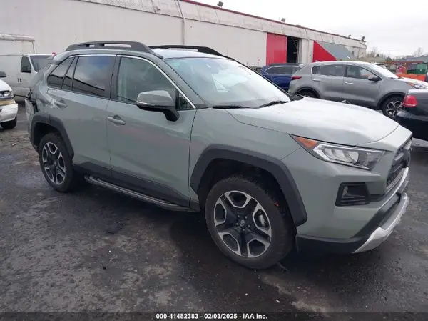 2T3J1RFV8KC002037 2019 TOYOTA RAV 4 - Image 1