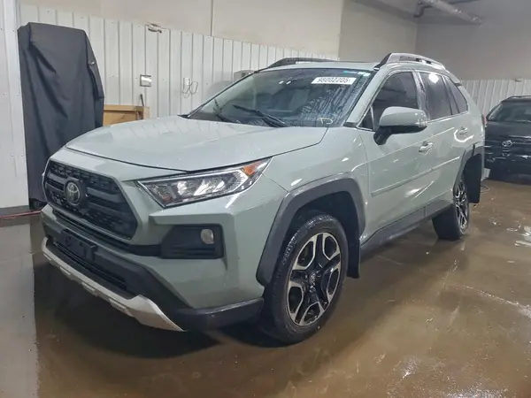2T3J1RFV8KW035599 2019 TOYOTA RAV 4 - Image 1
