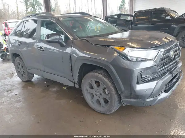2T3J1RFV8LC095207 2020 TOYOTA RAV 4 - Image 1