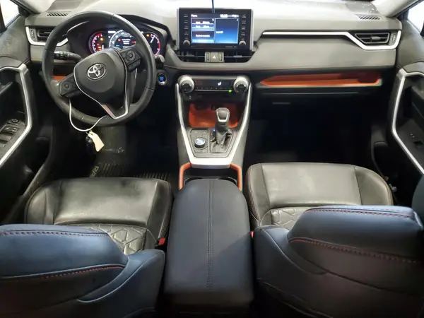 2T3J1RFV8LC116816 2020 TOYOTA RAV 4 - Image 8