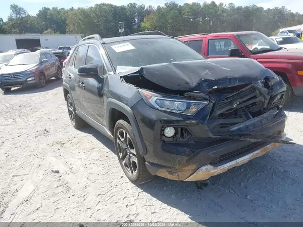 2T3J1RFV8LC137522 2020 TOYOTA RAV 4 - Image 1