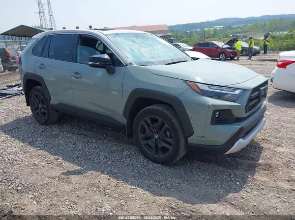 2T3J1RFV8NW314815 2022 TOYOTA RAV 4 - Image 1