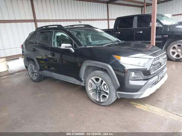 2T3J1RFV9KW012297 2019 TOYOTA RAV 4 - Image 1