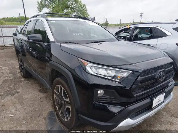 2T3J1RFV9KW016415 2019 TOYOTA RAV 4 - Image 1