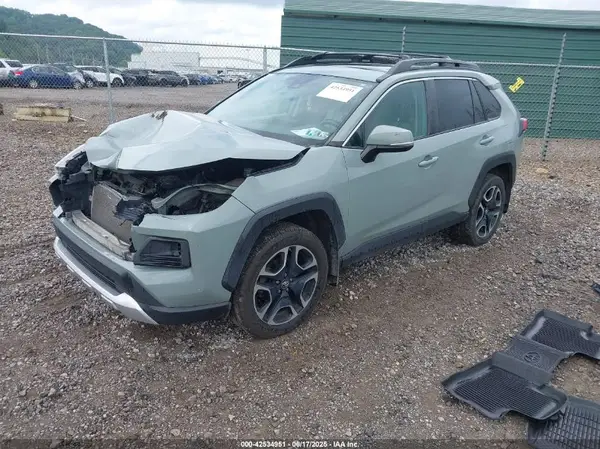 2T3J1RFV9KW021193 2019 TOYOTA RAV 4 - Image 2