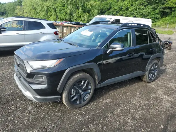 2T3J1RFV9RW463000 2024 TOYOTA RAV 4 - Image 1