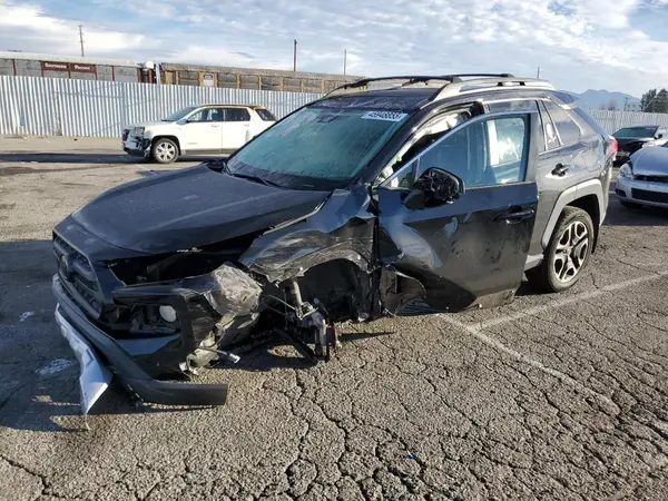 2T3J1RFVXKC013881 2019 TOYOTA RAV 4 - Image 1