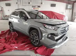 2T3J1RFVXKW019890 2019 TOYOTA RAV 4