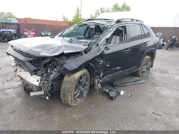 2T3J1RFVXNW253063 2022 TOYOTA RAV 4 - Image 2