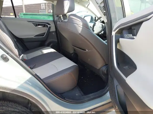 2T3J1RFVXPW334664 2023 TOYOTA RAV 4 - Image 8