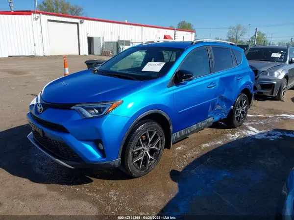 2T3JFREV0GW524752 2016 TOYOTA RAV 4 - Image 2