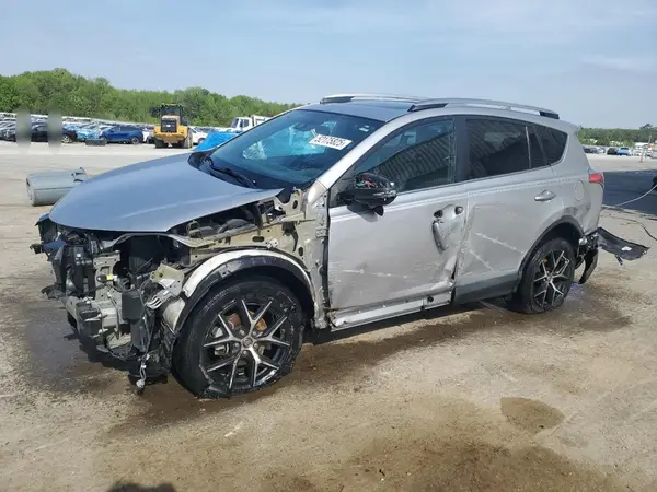 2T3JFREV0HW683353 2017 TOYOTA RAV 4 - Image 1