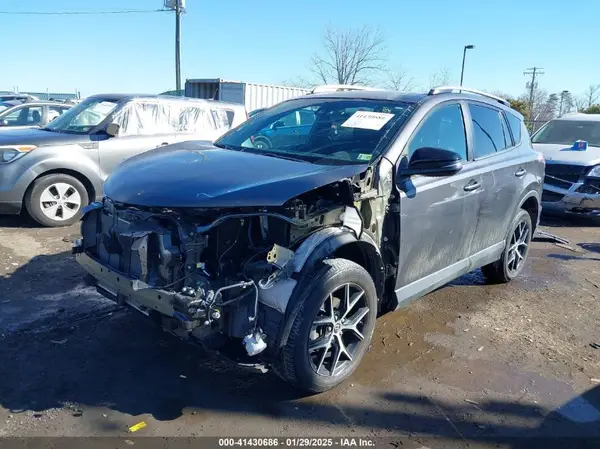 2T3JFREV1HW643699 2017 TOYOTA RAV 4 - Image 2