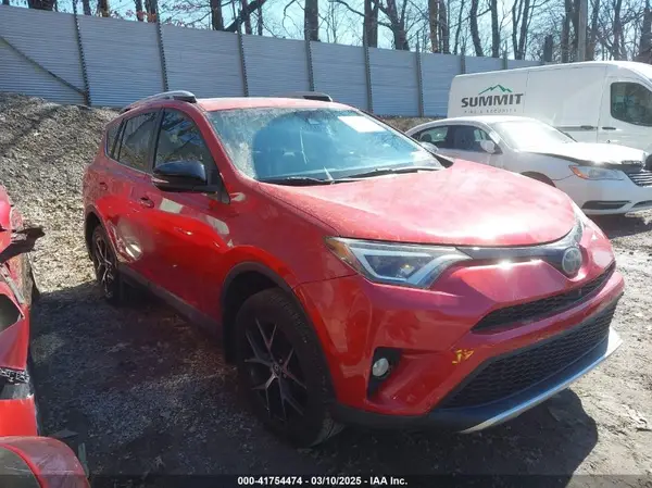 2T3JFREV2GW460178 2016 TOYOTA RAV 4 - Image 1