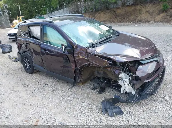 2T3JFREV2JW837518 2018 TOYOTA RAV 4 - Image 1