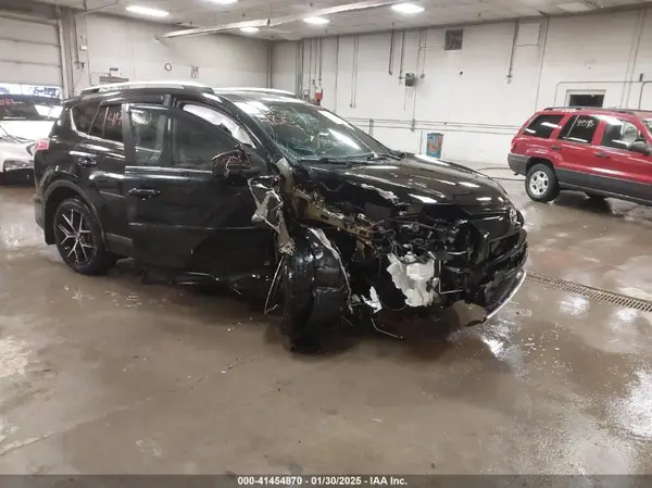 2T3JFREV3GW486594 2016 TOYOTA RAV 4 - Image 1