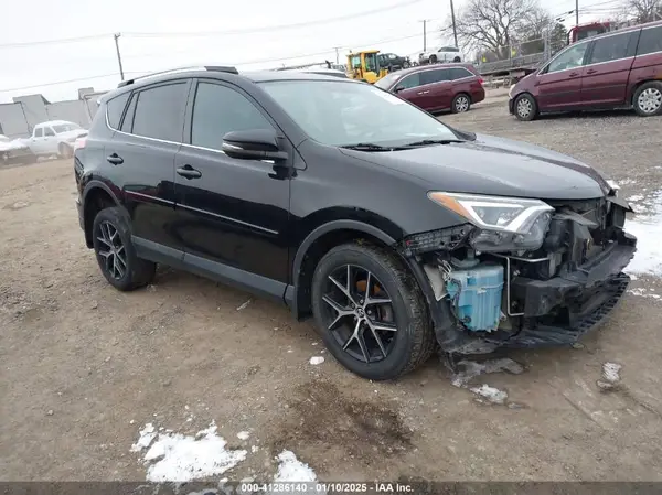 2T3JFREV3GW527886 2016 TOYOTA RAV 4 - Image 1