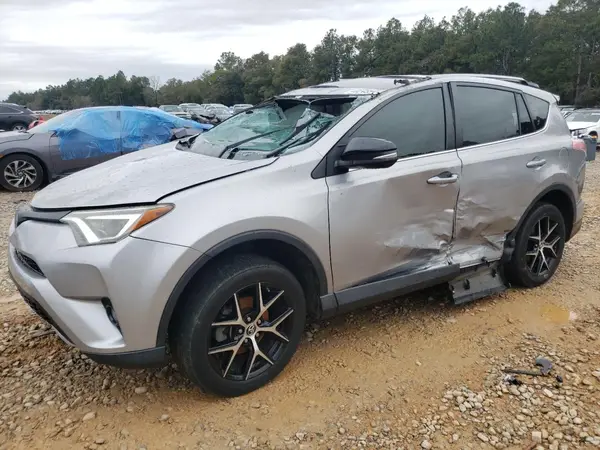 2T3JFREV3HW636379 2017 TOYOTA RAV 4 - Image 1