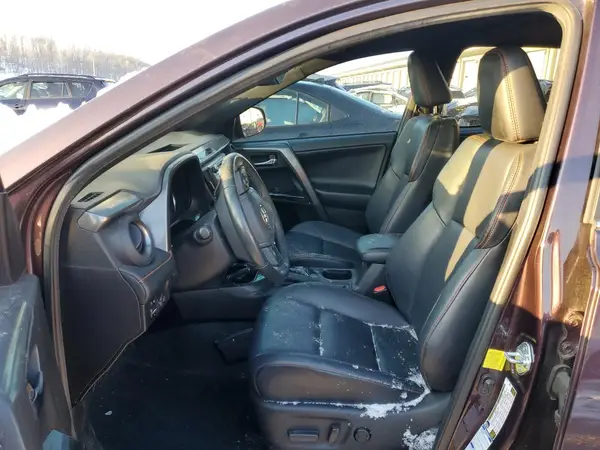 2018 TOYOTA RAV 4 auction photo 7