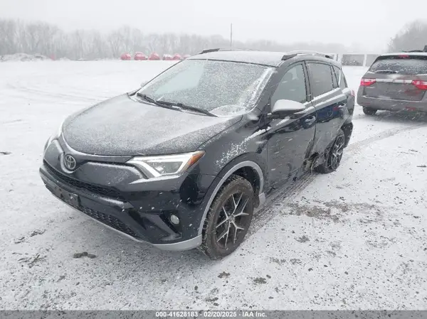 2T3JFREV5HW591932 2017 TOYOTA RAV 4 - Image 2