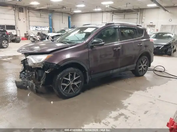 2T3JFREV5HW689147 2017 TOYOTA RAV 4 - Image 2