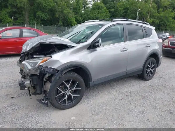 2T3JFREV7HW568488 2017 TOYOTA RAV 4 - Image 2