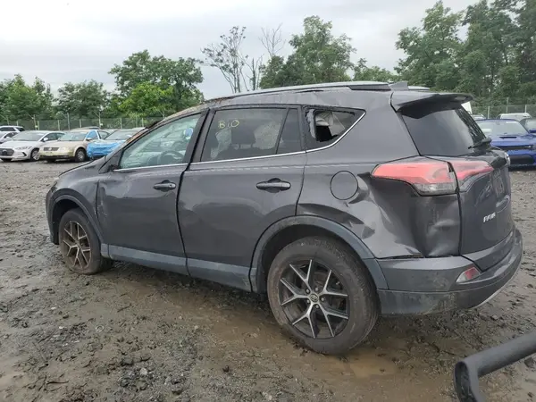 2T3JFREV7HW587560 2017 TOYOTA RAV 4 - Image 2