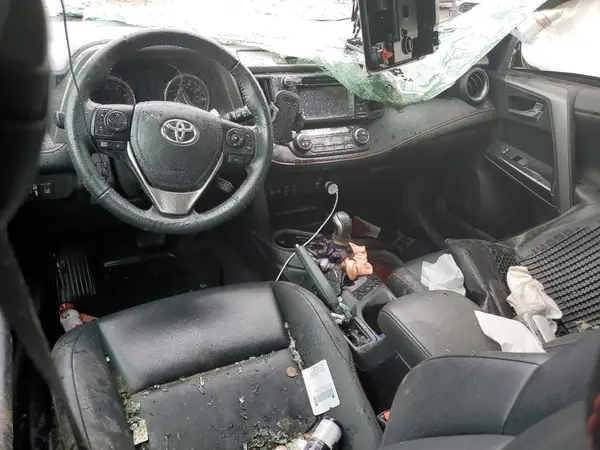 2T3JFREV7HW587560 2017 TOYOTA RAV 4 - Image 8