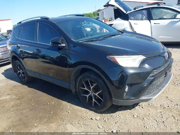 2T3JFREV8GW490513 2016 TOYOTA RAV 4 - Image 1