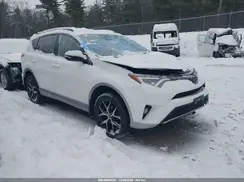 2T3JFREV8HW570461 2017 TOYOTA RAV 4